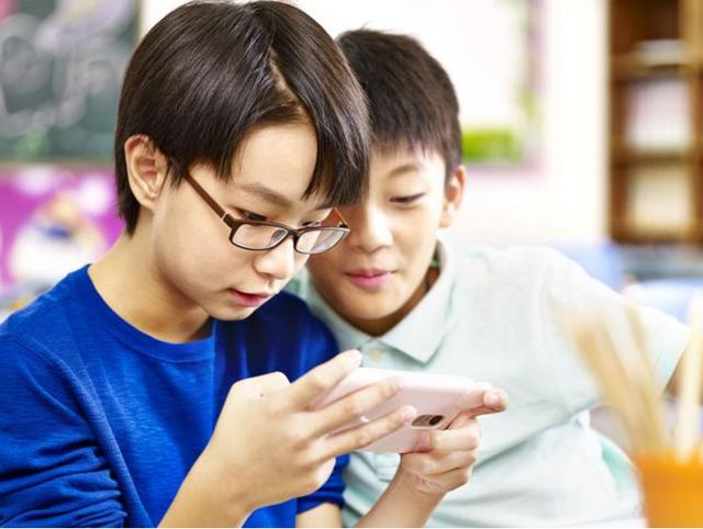 李玫瑾教孩子戒网瘾,13-16岁沉迷手机怎么办(3)