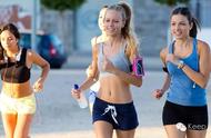 女生跑800米的平均步频是多少（女性800米跑步成绩多少合适）