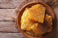 蜂胶有什么作用和功效（蜂胶的正确吃法和用法）