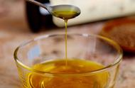 亚麻籽油的神奇功效及食用方法（亚麻籽油哪个牌子最好）