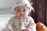 三个月婴儿喜欢干呕正常不（三个多月婴儿经常干呕是怎么了）