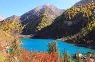 黄龙松潘和九寨沟哪个好玩（九寨沟和黄龙风景区哪个值得去）