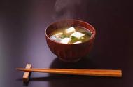 日本味噌汤的味增做法（日本人的味噌汤是怎么做的）