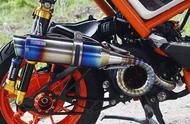 摩托车排气管打气方法（摩托车如何用打气筒打气）