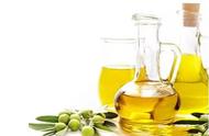 橄榄油做面膜方法功效（橄榄油做面膜的功效与作用）