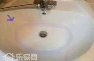 洗手盆上的黄渍怎么去除（如何清除洗手盆上的黄渍）