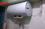 热水器温度传感器在哪个位置图片（热水器温度传感器三个接线图）