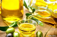 橄榄油的食用方法（橄榄油能炒菜用吗）