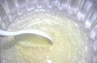蜂蜜蛋清面膜自制方法（蜂蜜蛋清面膜的正确做法）