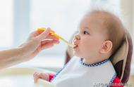 2岁的孩子能吃胡萝卜吗（两岁宝宝长期吃胡萝卜好吗）