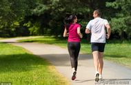 经常跑步对肾有好处吗（坚持跑步会对肾脏有好处吗）