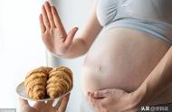 孕期不能碰的18种食物（孕妇几个月吃燕窝最佳）