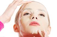 敷面膜脸部过敏是什么原因造成的（敷面膜过敏的三个常见原因）