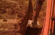 挖掘机如何挖横向沟