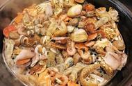 海鲜锅大杂烩的做法（网红海鲜干锅大杂烩的做法）