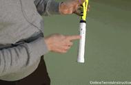 网球正手的正确握拍方法（网球反手握拍方法左手图解）
