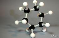 苯的物理化学性质用途（苯的结构物理性质和化学性质图片）