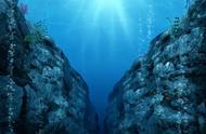 大海有2万米深吗（大海的深度有多深示意图）