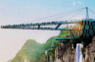 重庆的玻璃桥在哪个景点（重庆最长的玻璃桥在哪里）