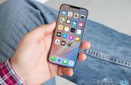 iphone 11摄像头有水雾怎么办（iphone11前镜头有水雾怎么处理）