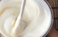 厚酸奶和酸奶区别（稀酸奶和厚酸奶的区别）