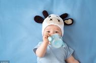 宝宝喝牛奶为什么量少（宝宝喝牛奶量的标准）