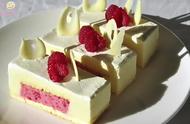 树莓果冻慕斯蛋糕教程（树莓慕斯蛋糕的制作方法）