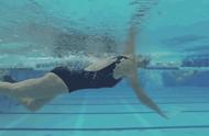 正常游泳1000米游多久（蛙泳游1000米多长时间）