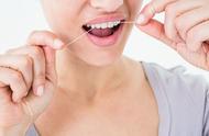 经常使用牙线的危害（经常用牙线对身体有什么影响）