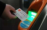 上海虹桥站需要换纸质车票吗（上海虹桥出站通道有打印车票）
