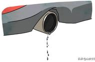 汽车排气管喷水是怎么回事（汽车排气管大量出水是什么原因）