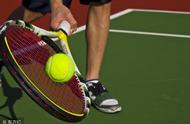 网球击球动作力量分配（网球正确的击球动作）