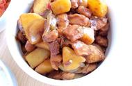鸡胸肉炖土豆的东北做法（鸡胸肉炖土豆怎么做好吃又简单）