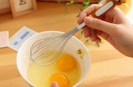 怎样打蛋清快不用打蛋器用筷子（用打蛋器怎么不能把蛋清打发）