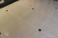 修补地板缝隙的最佳方法（修补木地板缝隙小窍门）