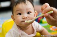 七八个月的宝宝能喝鸡汤（八个月左右的宝宝可以喝鸡汤吗）