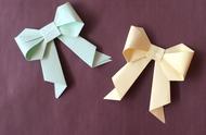 折纸蝴蝶结简单折法（三步简单折蝴蝶结）