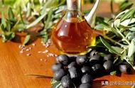 自制面膜家用橄榄油能用吗（哪种橄榄油适合做面膜）