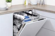 洗碗机一般放在厨房哪合适（洗碗机一般放在橱柜哪个位置）