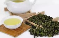 如何区分绿茶是否加了香精和糖（怎么辨别绿茶加东西没有）