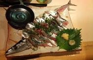 日本人吃秋刀鱼的好处（日本人喜欢生吃秋刀鱼吗）