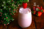 用牛奶做草莓奶昔的做法（草莓奶昔的制作方法和配方）
