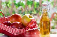 喝苹果醋对尿酸危害大吗（尿酸高能吃什么食物降火最快）