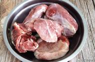 肉放冰箱怎么可以保持新鲜（肉放冰箱怎么才能做到最好保鲜）