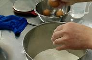 火腿肠面包的做法和配方视频（老式火腿肠面包做法）