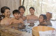 日本习俗和客人一起沐浴（日本家庭洗澡风俗）