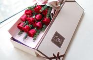 老婆生日送红玫瑰还是粉玫瑰（送老婆是红玫瑰好还是粉玫瑰好）