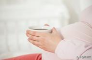 怀孕初期喝绿茶饮料有影响吗（怀孕初期喝绿茶了怎么办）