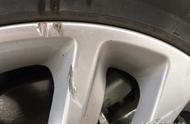汽车轮毂刮花影响行车安全吗（汽车轮毂轻微刮花影响安全吗）
