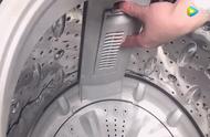 洗衣机有个隐藏开关清理污垢（洗衣机洗衣液放哪个槽）